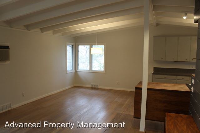 Building Photo - 4 br, 2 bath House - 1009 Michael Road