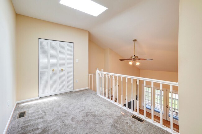 Building Photo - Beautiful 2-Bedroom 2-Bathroom Condo with Loft In The Heart of Germantown