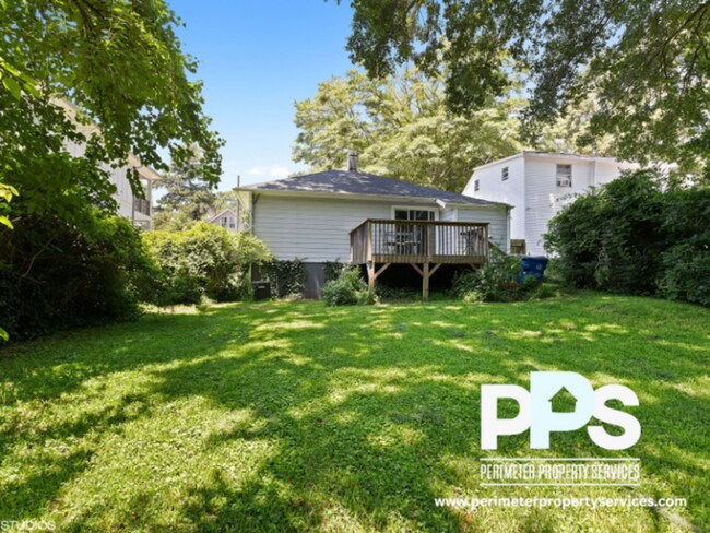 Building Photo - 194 Westview Pl SW
