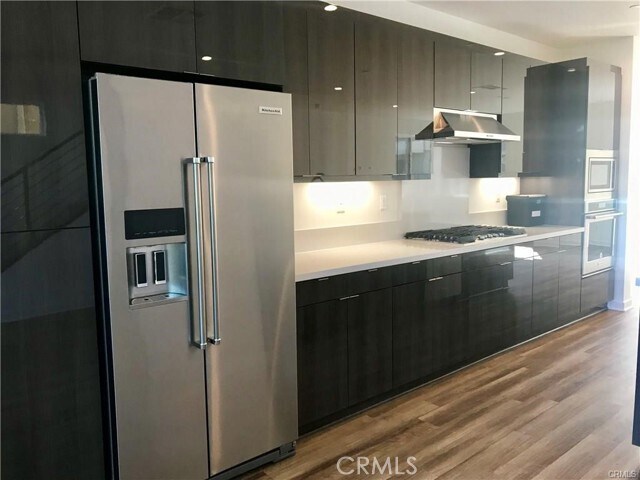 Building Photo - 1654 Pomona Ave