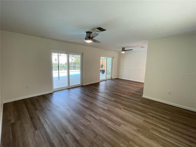 Building Photo - 2547 Wood Oak Dr