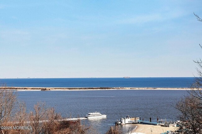 Building Photo - 1 Scenic Dr