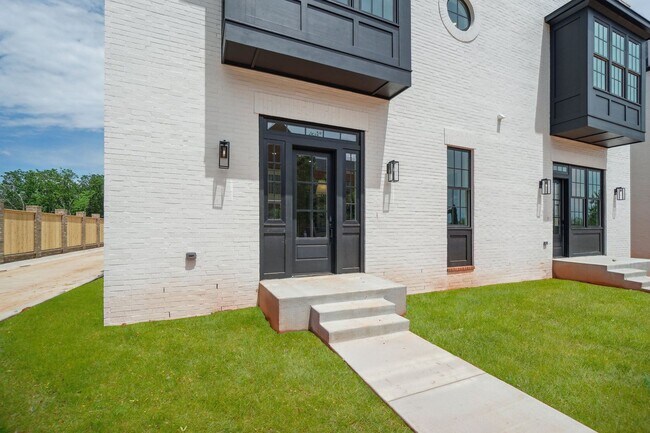 Building Photo - Classic Cape Cod Meets Modern Glam: Your D...