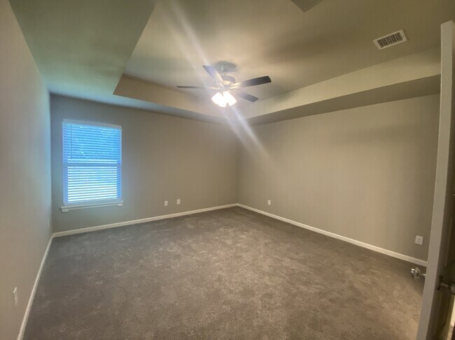 Building Photo - 745 E 139th Pl N