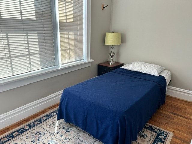 Small Bedroom - 6123 Waterman Blvd