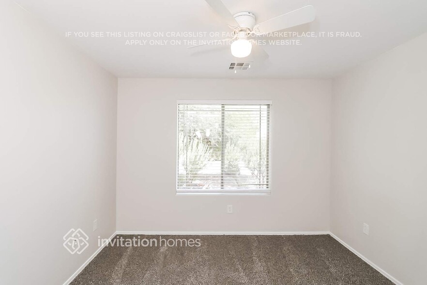 Building Photo - 2201 S 112th Ave