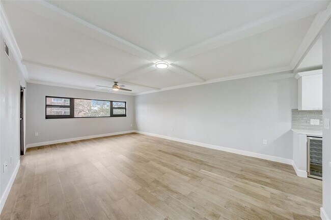 Building Photo - 4141 Bayshore Blvd