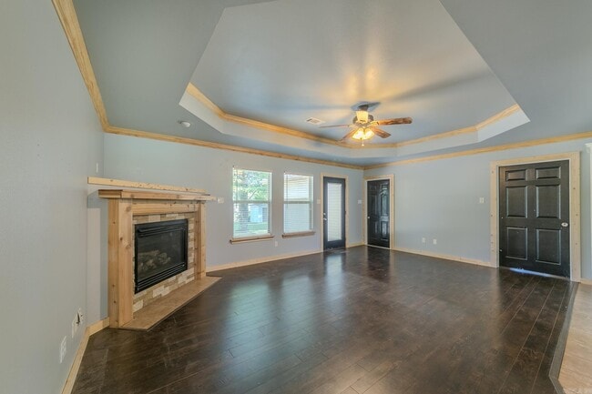 Building Photo - 12 Forest Dr