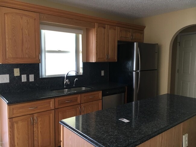 Building Photo - 1793 Sawgrass Dr SW