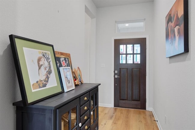 Building Photo - 114 Patrick Herndon Dr