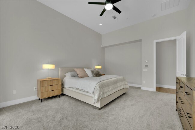 Building Photo - 10973 Horizon Ledge Ave