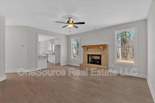 Building Photo - 4444 Sullivan Rd SW