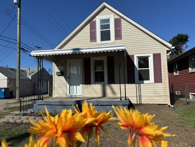 Building Photo - 24231 Lambrecht Ave