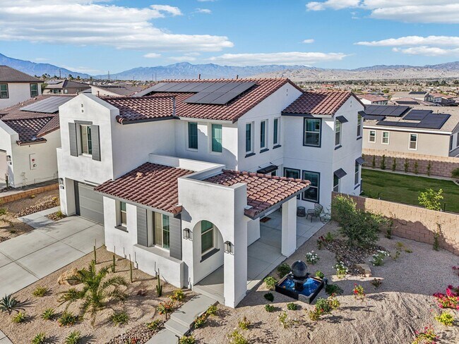 Building Photo - 74404 Nichols Dr