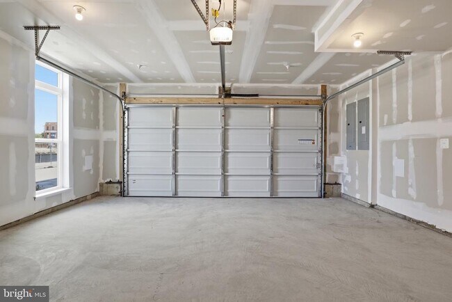 Building Photo - 5518 Topaz Ln