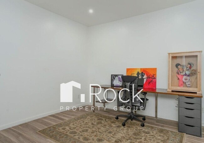 Building Photo - Contemporary 2 Bedroom plus Office/Bonus Room with Loft near Uptown and Plaza Districts   ~One Mo...