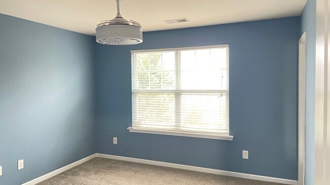 Building Photo - Ray-10343 Bunclody Dr