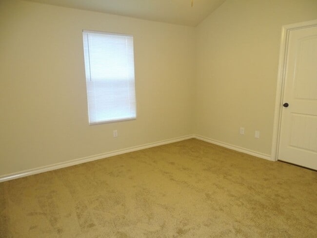 Building Photo - 13911 Annas Way #101, San Antonio, TX. 78233