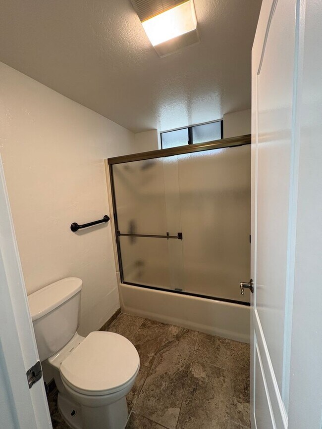Building Photo - 1105 Del Nido Ct