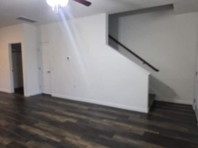 Building Photo - 4/2/2-With waterview!