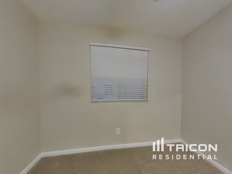 Building Photo - 12563 W Mazatzal Dr