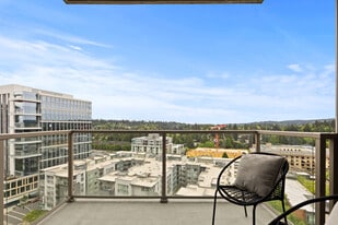 Building Photo - 10650 NE 9th Pl