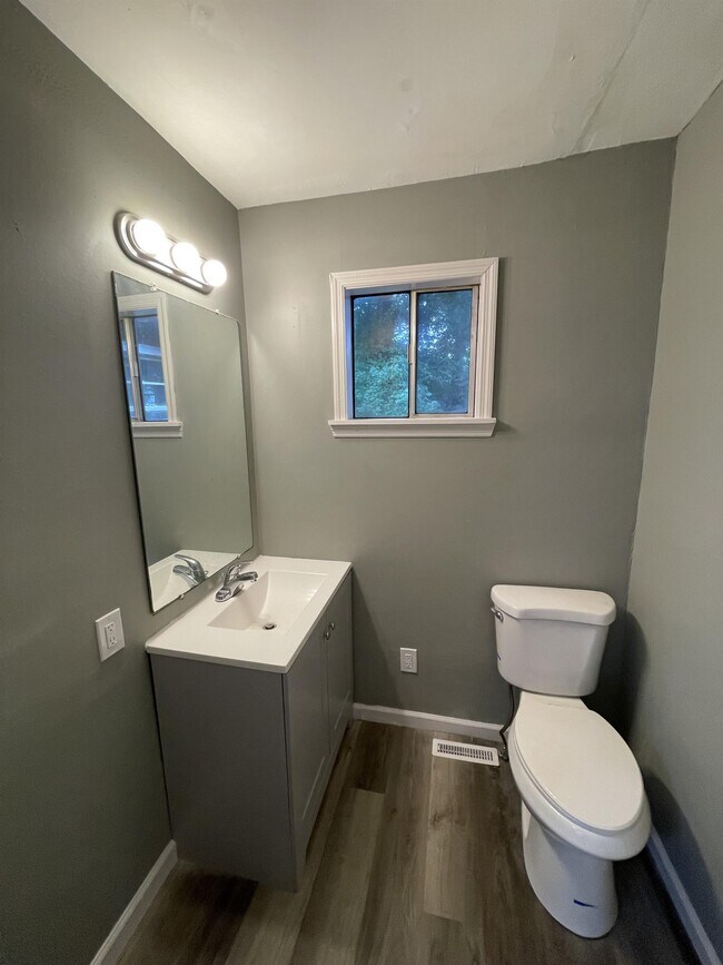 Building Photo - 5216 Fagan St