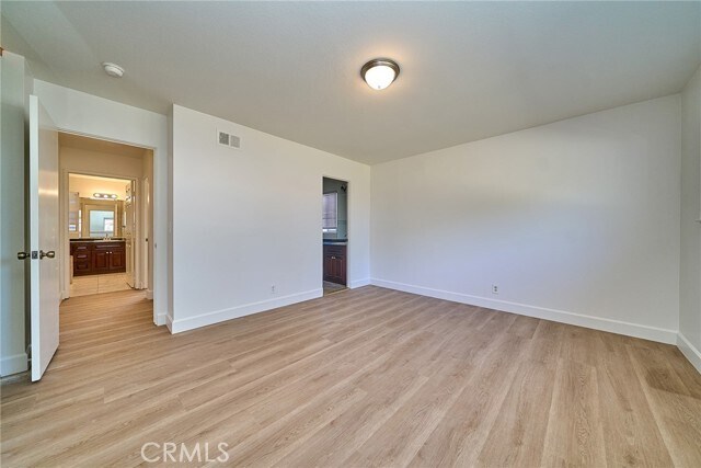 Building Photo - 27916 Alvarez Dr