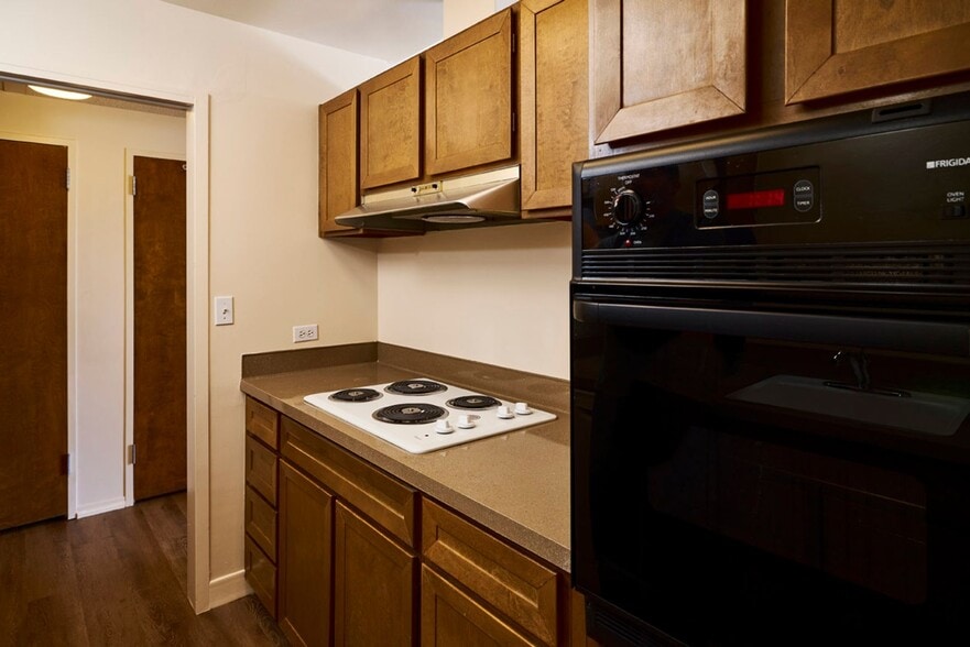Interior Photo - Hollywood Towne House