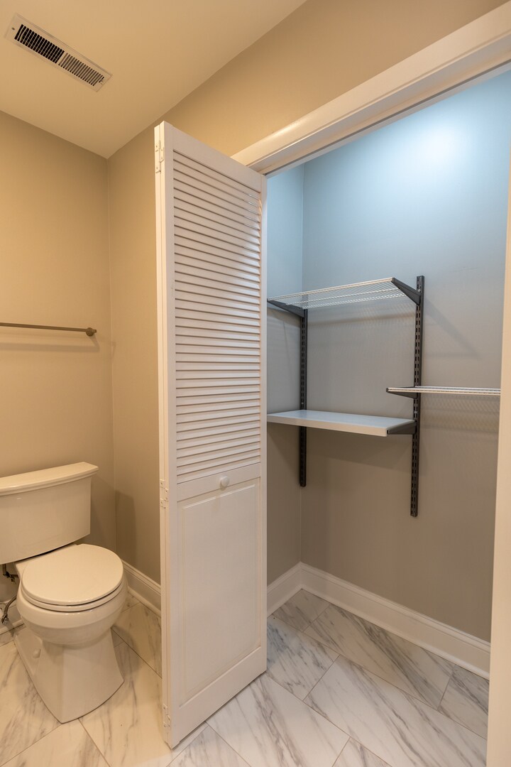 Building Photo - 5643 S Harlem Ave