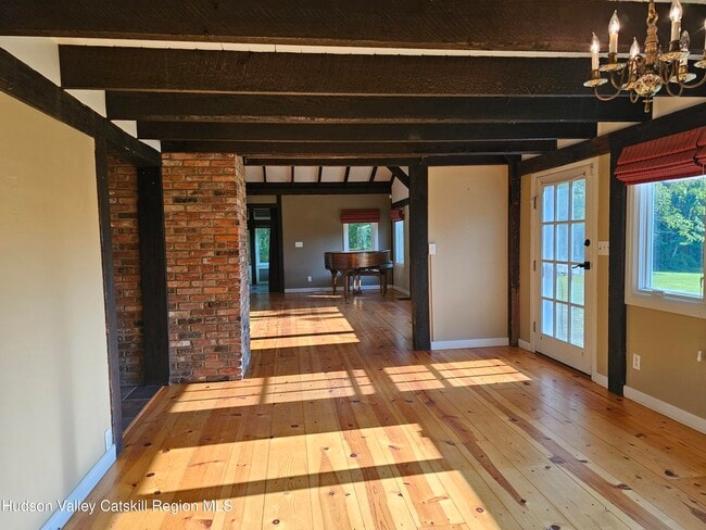 Building Photo - 136 Macedonia Rd