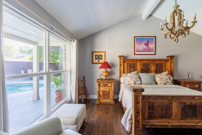 Building Photo - 15818 Val Vista Dr