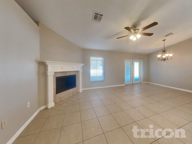 Building Photo - 6708 Shepherd Oaks St