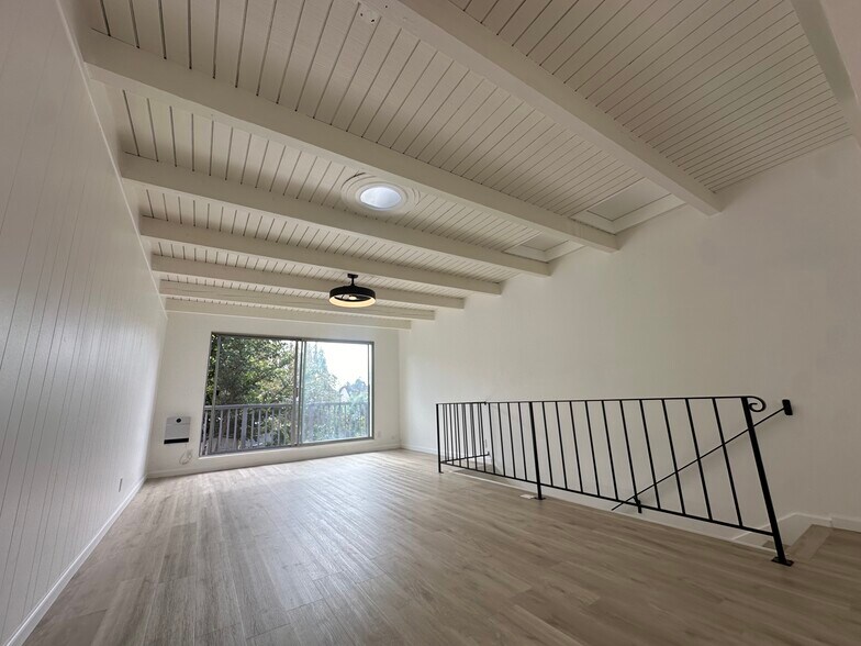 Building Photo - 2919 Fulton St