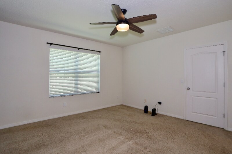 Building Photo - 3212 Surfbird St