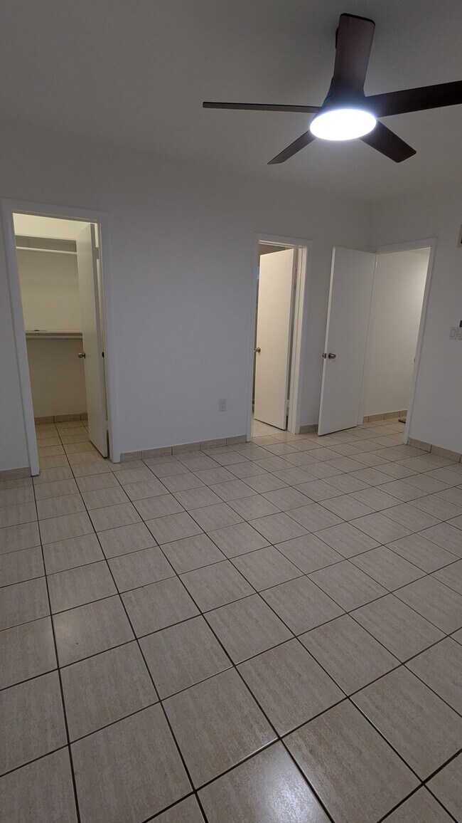 Building Photo - 235 Bird Rd