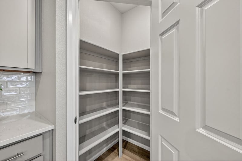 Building Photo - 13375 Valley Peak Dr