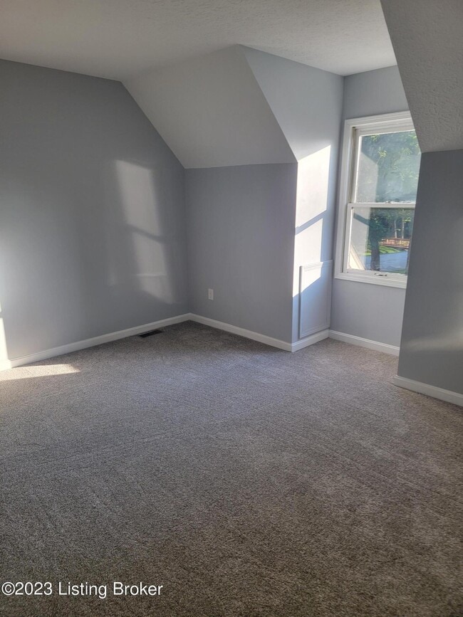 Building Photo - 10315 Amberwell Park Rd