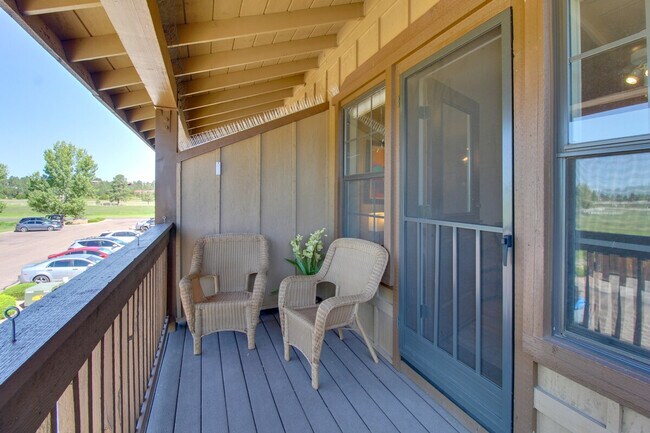 Building Photo - 2373 Quarter Horse Trl