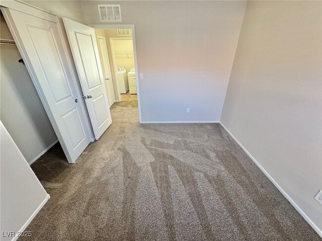 Building Photo - 9413 Sweetwood Ave