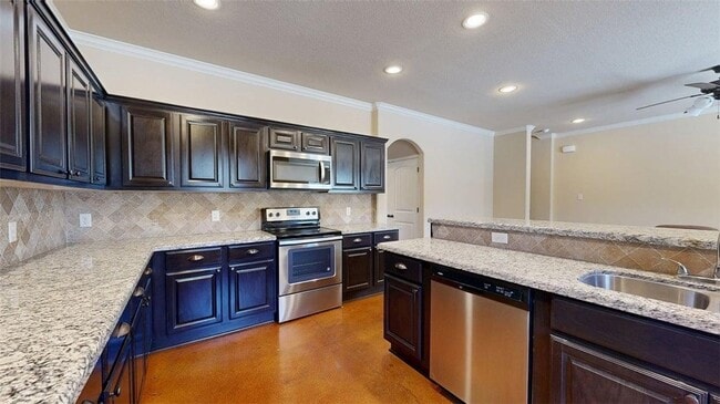 Building Photo - 3009 Towers Pkwy