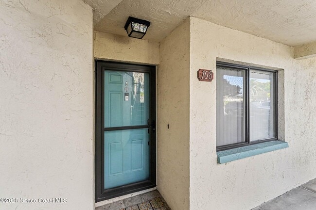 Building Photo - 100 Canebreakers Dr