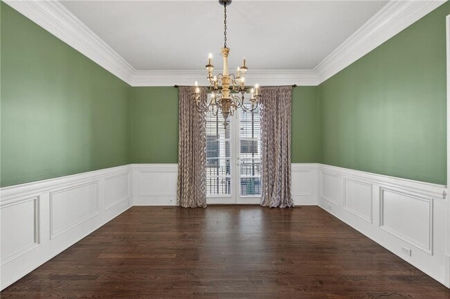 Building Photo - 3475 Roxboro Rd NE