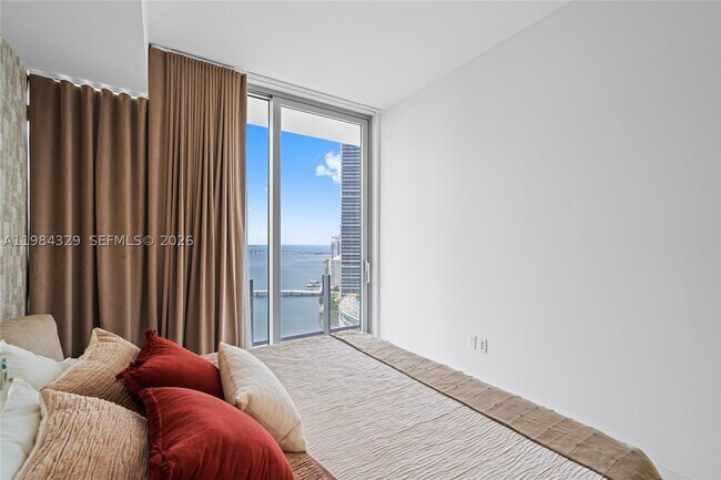 Building Photo - 300 Biscayne Blvd