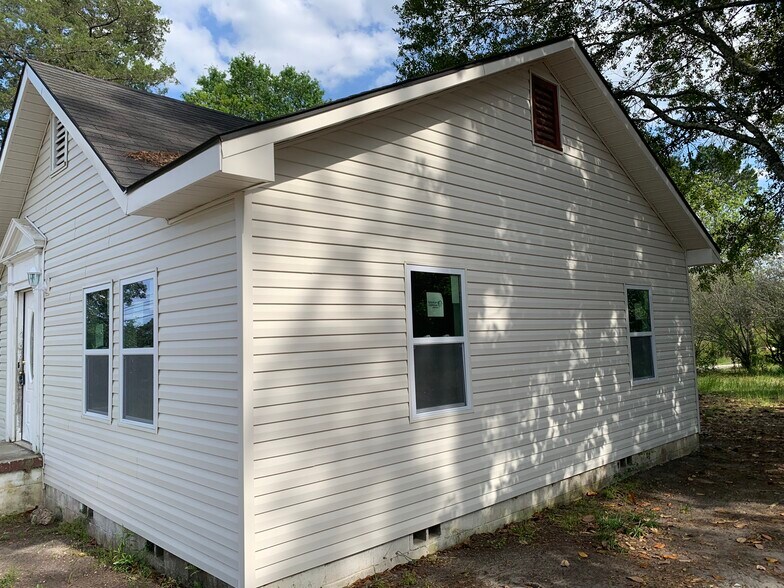 Building Photo - 534 Soperton Hwy