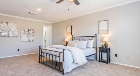 Building Photo - 10112 Sunset Pl