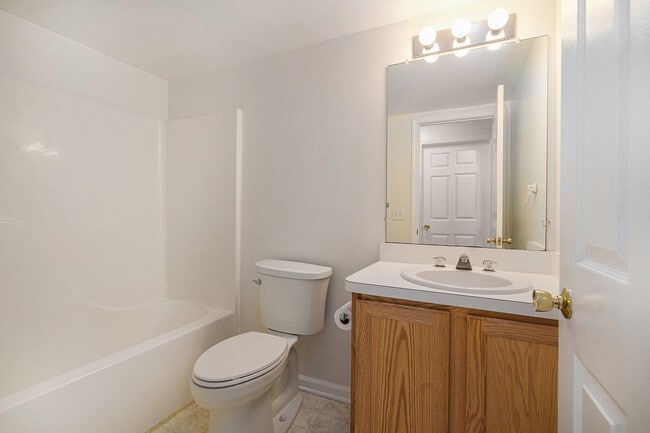 Building Photo - 4058 Boulder Pond Dr