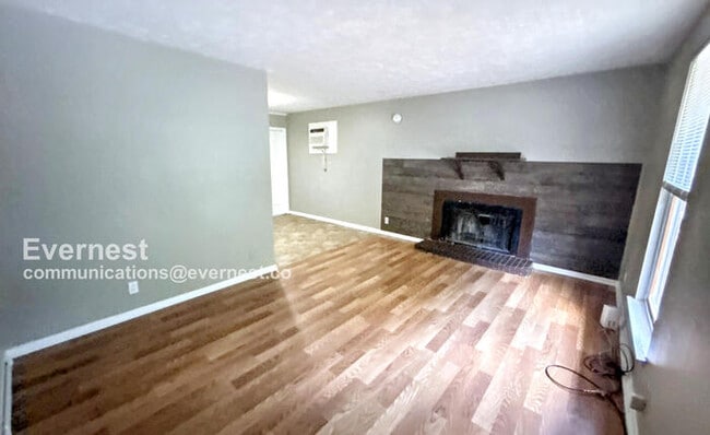 Building Photo - 5112 Linbar Dr