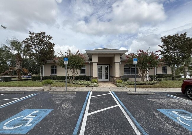 Building Photo - 9725 Southern Charm Cir