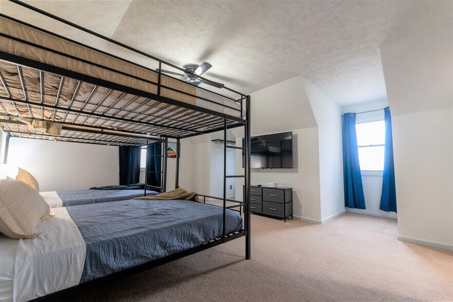 Building Photo - 3115 Wild Cherry Ridge W